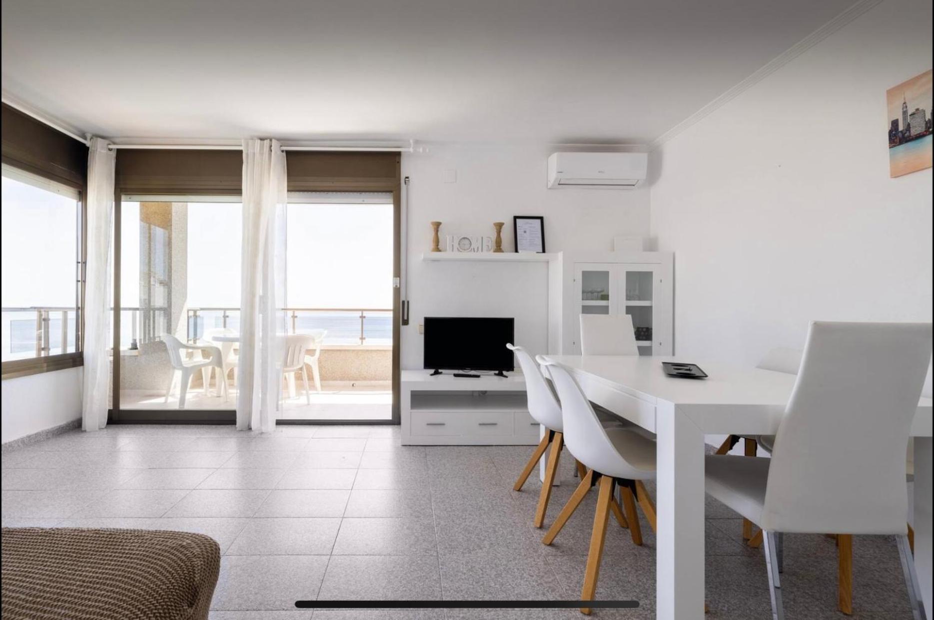 Beach Apartment In Calafell Εξωτερικό φωτογραφία