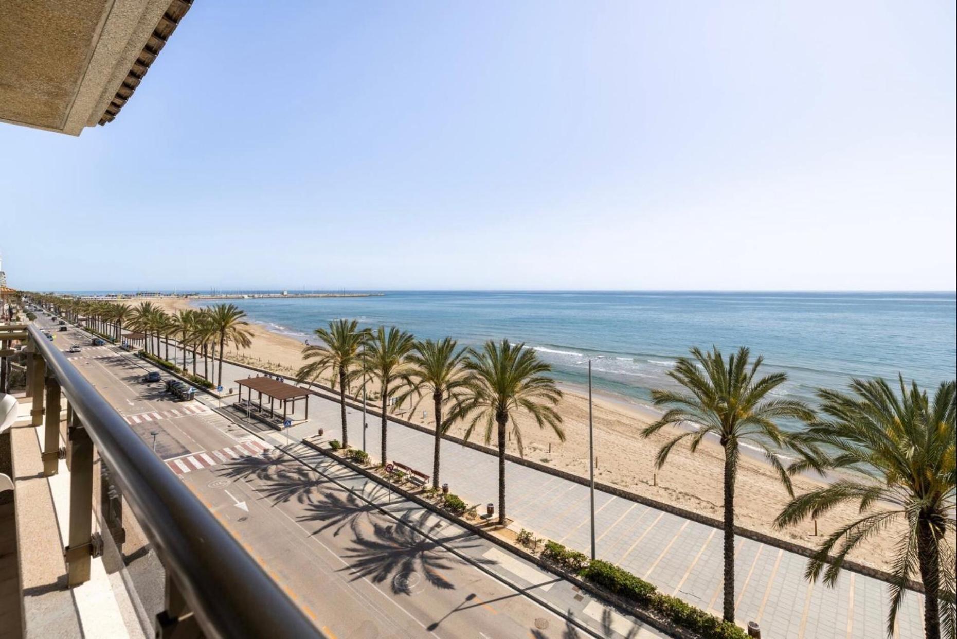 Beach Apartment In Calafell Εξωτερικό φωτογραφία